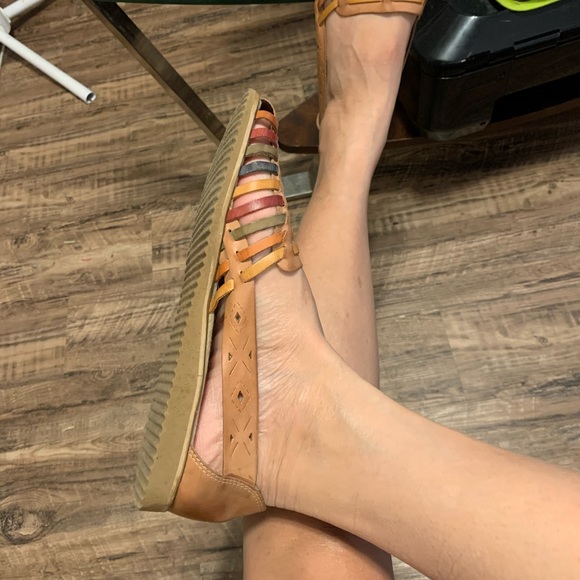 Gorgeous real leather Passofino shoes boho style. - Picture 3 of 6